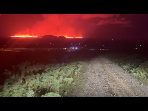 Erupting volcano in Iceland turns night sky red in breathtaking footage || WooGlobe