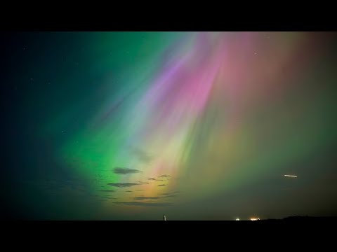 &quot;Northern Lights in Britain: Stunning Phenomenon!&quot;