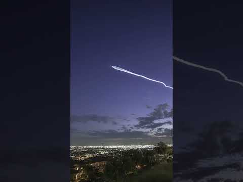 Last Night’s Falcon 9 rocket launch seen over Long Beach, California! #timelapse #rocket #spacex