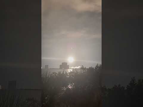 Falcon 9 launch turns night into day #viralvideo