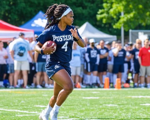 Touchdown: Women’s Flag Football Scores Big in Historic Midwest Expansion Touchdown: Women’s Flag Football Scores Big in Historic Midwest Expansion
