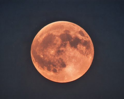 Witness the Enchanting Return of the ‘Blood Moon’ as It Paints the Night Sky This March Witness the Enchanting Return of the ‘Blood Moon’ as It Paints the Night Sky This March