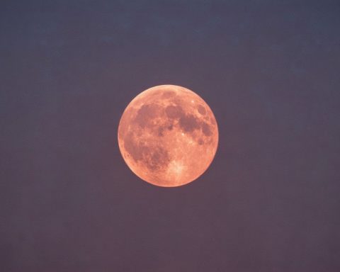 Marvel of the Night: Get Ready for an Enchanting ‘Blood Moon’ Extravaganza Marvel of the Night: Get Ready for an Enchanting ‘Blood Moon’ Extravaganza